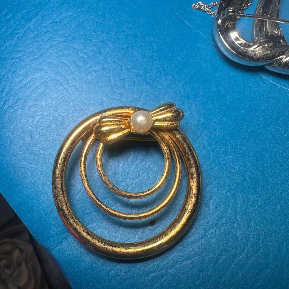 Vintage Monet Gold Toned Faux Pearl Swirl Pin Brooch
